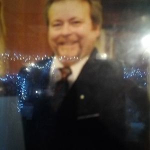 Meet your Posher, Earl